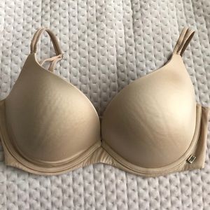 VS Very Sexy Lightly Lined Plunge convertible bra